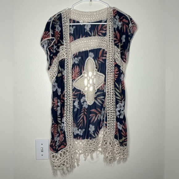 Ember Boho Floral & Lace Cardigan Sz S - Picture 1 of 9